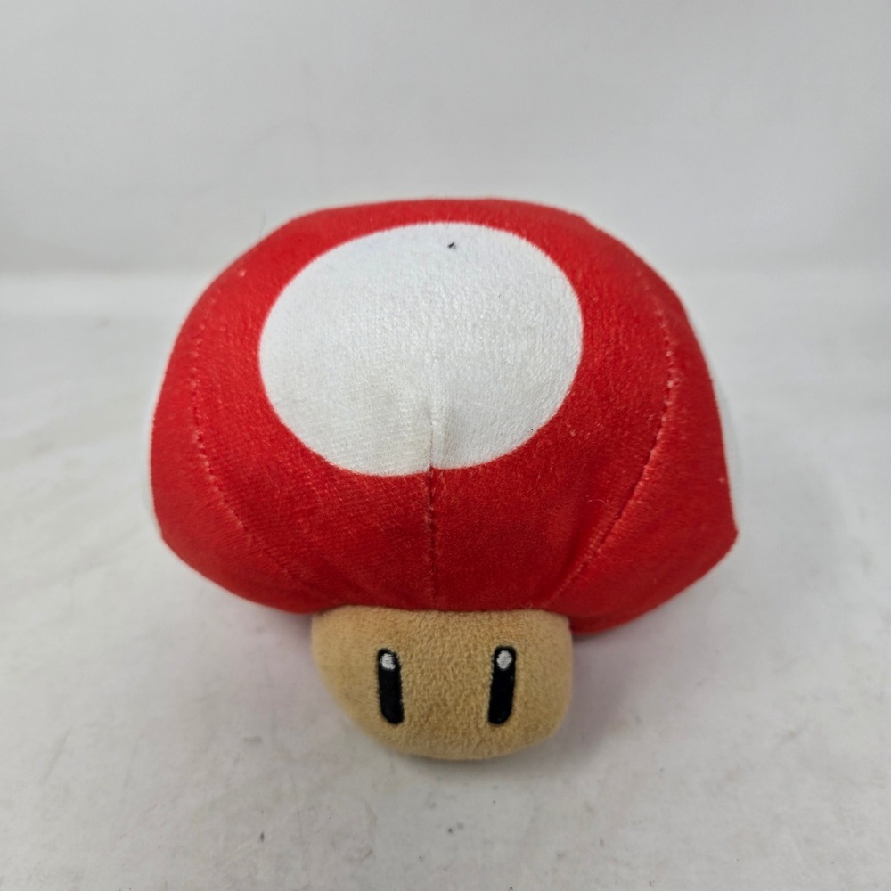 Nintendo Super Mario Red Mushroom Plush Basic Fun 2021 Stuffed Toy 5 inch